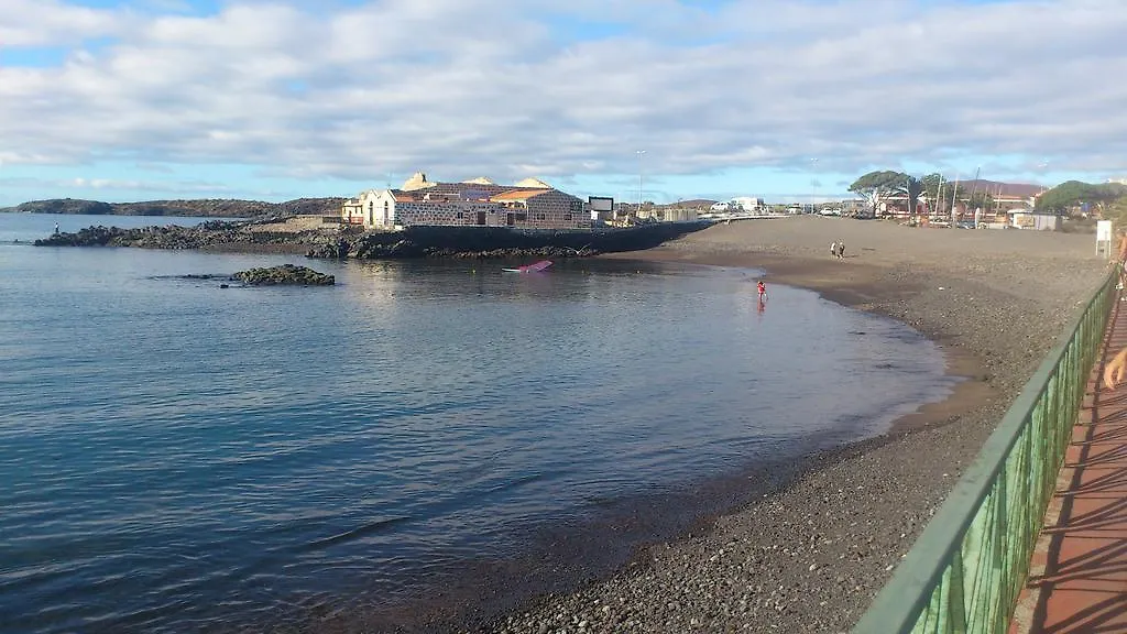 Barco Akilina marina Santa Cruz de Tenerife Las Galletas 0*,  España
